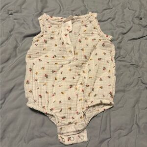 Cat & Jack Cream Floral Baby Outfit